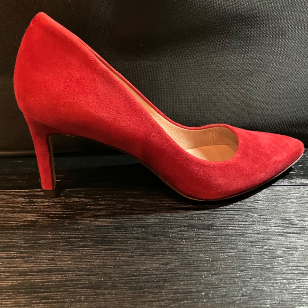 Inez Lola Pumps, Red Suede, Size 8 Roomy - Picture 4 of 9
